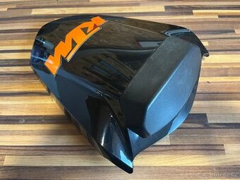 Kryt sedla spolujezdce KTM