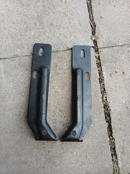 Držáky zadního nárazníku Škoda 120