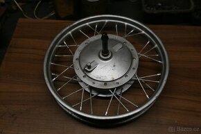 Prodám kolo na skútr Tatran 125