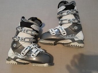 Lžáky Juniorske Salomon vel. 37