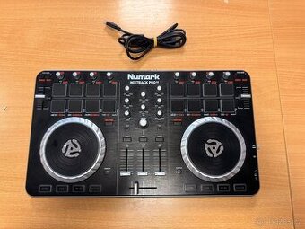Numark Mixtrack Pro II – DJ kontrolér - 1