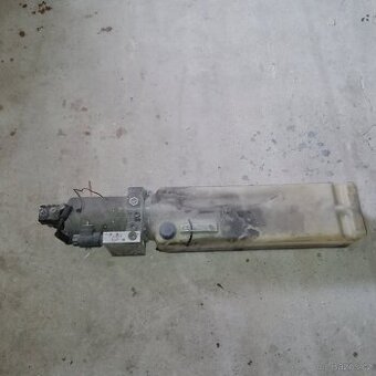 Hydraulická plosina