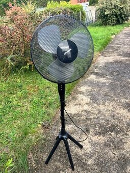Stojanový ventilátor