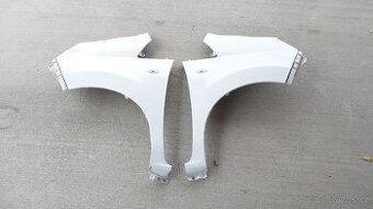 Nissan NV200 : Blatníky přední bílé