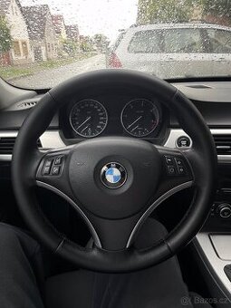 BMW E90/E91/E92/E93 E81/E82/E87/E88 sportovní volant