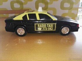 Plastové autíčko BMW E36