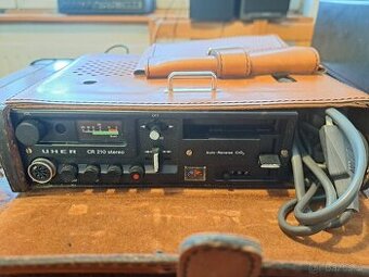 Reportážní kazetový magnetofon UHER CR 210 Stereo