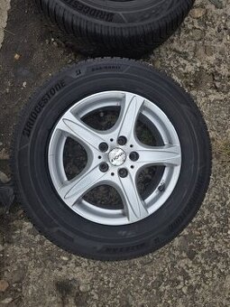 VW Amarok 245x65xR17