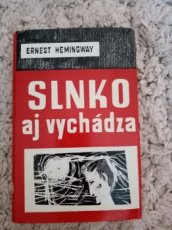 E. Hemingway, E. M. Remarque - slovensky