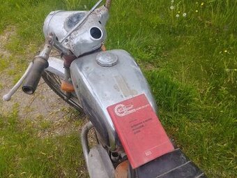 Jawa 250/592