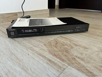 Technics ST-600 AM/FM stereo tuner