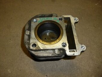 Yamaha Cygnus XC 125 F. Válec + píst. Rok 2002 - 1