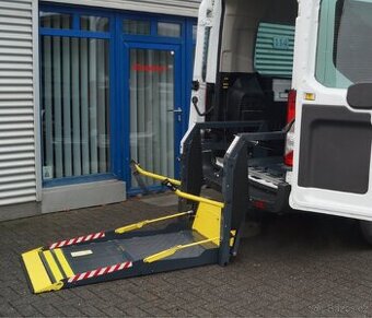 Hydraulická plošina pro invalidy 350 kg - 1