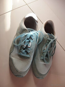 Tenisky Reebok dámské
