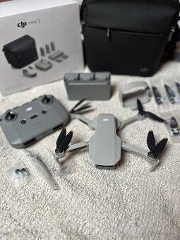 DJI Mini 2 Fly More Combo