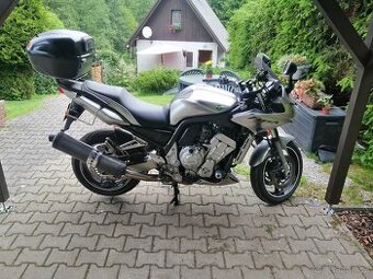 YAMAHA Fazer FZS 1000 - 1