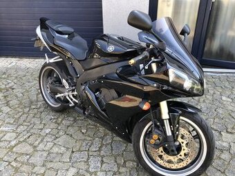 Na prodej: Yamaha YZF-R1 (2005) - 1