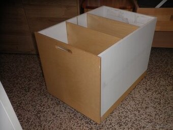 Úložný box na kolečkách - 1