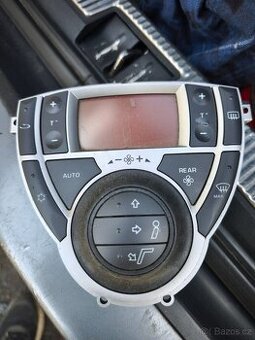 Peugeot 807