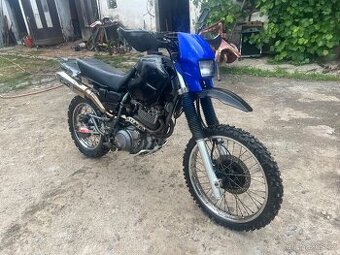 Yamaha xt 600