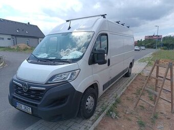 Opel movano