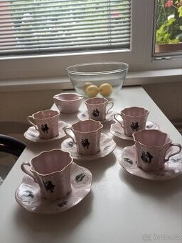 Růžový porcelán Slavkov -servis a popelník