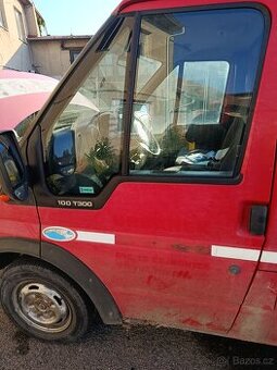 Ford transit 20di rok 2004