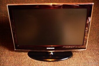 Televize SAMSUNG STRONG LED TV 24 60 Cm