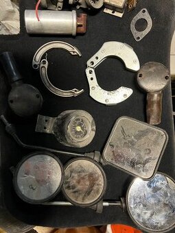 Náhradní díly na Babettu 210