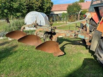 Pluh třiradličný za traktor PH1 434, Rozdnicky