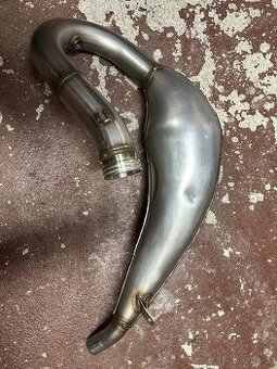 Výfukové koleno pro 250-300ccm 2t