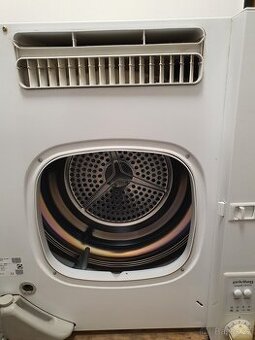 menší sušička prádla Privileg