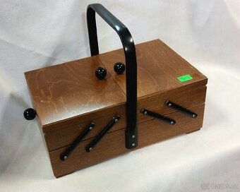 Skříňka na šití