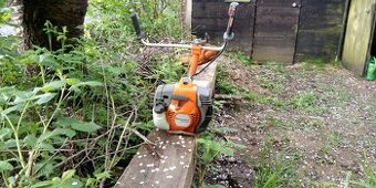 Křovinořez HUSQVARNA 535 RX.