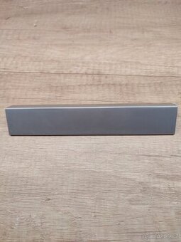 Nábytkové kování