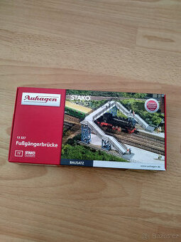 NOVÉ TT - Nadchod pro pěší / Auhagen 13327