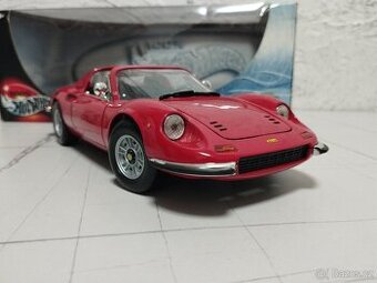 Ferrari Dino 246 GTS 1/18 Hot Wheels