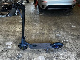 Elektrická koloběžka xiaomi mi 3