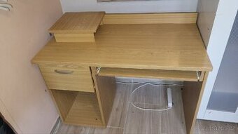 Prodám psací stůl