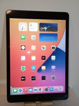 Tablet Apple iPad 8.gen 128GB, jako nový