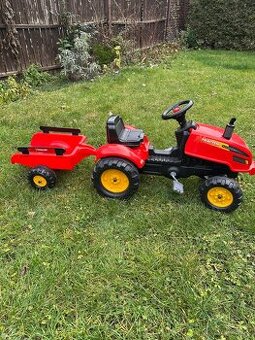 Šlapací traktor s vozíkem