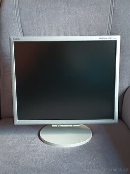 17" monitor NEC MultiSync LCD 1770NX
