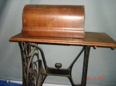 šicí stroj, z třicátých let minulého století