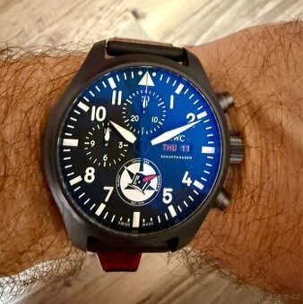 Nenošené hodinky IWC Pilot IW389108, rok 2022