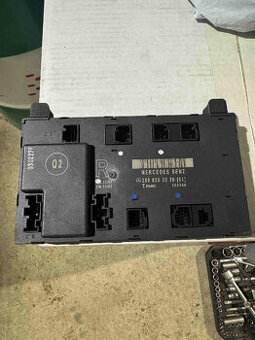 SAM jednotka pravých dveří Mercedes-Benz CLK W209