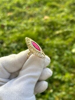 Zlatý prsten 5,65g (2000 kč/g)