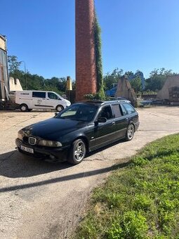 Bmw e39 525ia díly