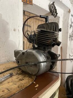 Motor čz 125t