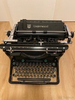 Psací stroj UNDERWOOD ELLIOTT FISHER CO.