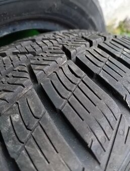 Zimní pneu Barum Polaris 5 185/60 R14